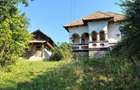 Casa tradi?ionala musceleana cu teren 1100 mp Stroe?ti, com. Mu?ate?ti, Arge? (ideal restaurare) - 1