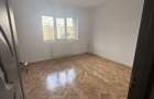 Vand apartament cu 3 camere in cartierul Manastur - 1