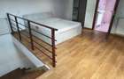 Inchiriez apartament 3 camere, 103mp, 2 niveluri, 2 bai, parcare privata pentru 2 masini Floresti,