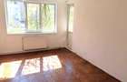 Vand apartament 3 camere str.Carpati, decomandat - 1