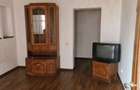 Casă cu 6 camere în Pucioasa - 3