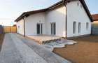 Casa individuala 3 camere, garaj, 710mp teren - 1