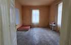 Apartament cu 3 camere în Central - 1
