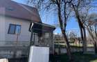 Casa renovabila de vanzare cu teren de 1300mp - 1
