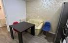 De inchiriat apartament cu 2 camere decomandat,zona ultracentrala 300e - 3