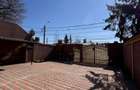 Casă cu 4 camere cu Canalizare în Giulești - 45