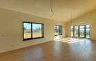 Casă cu 4 camere cu Teren 706 Mp în Central - 8 Casă cu 4 camere cu Teren 706 Mp în Central - 8