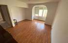 Apartament cu 3 camere în Piatra-Neamț - 1