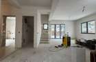 Vila moderna 6 camere, 4 bai si mansarda locuibila Tunari - 1