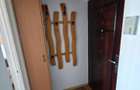 Inchiriez apartament cu 3 camere - 2