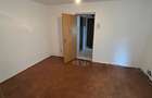 Apartament de vanzare - 3