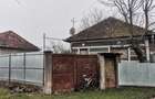 Casa din caramida cu teren masiv de 9.000 mp Comuna Pomezeu, Bihor