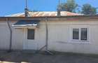 Casă cu 4 camere în Corabia - 1