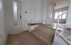 Casă cu 5 camere cu Teren 1700 Mp în Episcopia Bihorului - 2