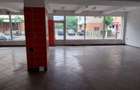 Spațiu comercial, de 140 mp, în Central - 4