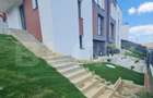 Casă cu 5 camere cu Teren 245 Mp în Florești - 3