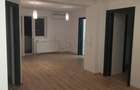 Apartament cu 3 camere decomandat în P-ța Unirii - 3