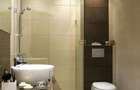 Apartament cu 2 camere decomandat în Apărătorii Patriei - 4