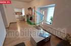 Apartament cu 3 camere decomandat în Central - 2