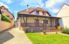 Casă cu 6 camere cu Teren 1309 Mp în Orlat - 2