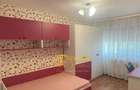 Apartament cu 3 camere decomandat în Podu Roș - 2