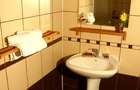 Casă cu 7 camere cu Teren 158 Mp în Central - 5