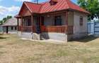 Casă individuală cu 2 camere cu Teren 4500 Mp în Ionești - 1