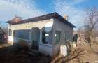 Gospodarie rurala, casa, terenuri - 1