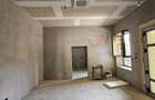 Apartment de vanzare cu curte in centru - 7