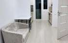 Inchiriez apartament -Tip studio- - 10