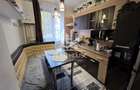 Apartament cu 2 camere decomandat în Micro I - 3