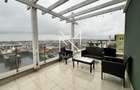 Apartament cu 3 camere în Tractorul - 15