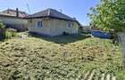 Casă cu Teren 700 Mp în Icușești - 1