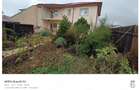 Proprietar inchiriez vila 5 camere - 10