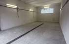 Inchiriez Spatiu Comercial/Garaj/Depozit 70 MP Codlea,Central - 3