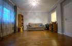 Apartament cu 3 camere semidecomandat în Capitale - 2