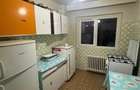 Apartament cu 3 camere semidecomandat în Teiul Doamnei - 2
