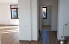 Apartament cu 4 camere decomandat în Central - 3