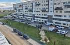 Apartament cu 2 camere decomandat în Tractorul - 8