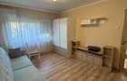 Apartament cu 3 camere , zona Rogerius