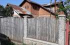 Casă cu 4 camere în Central - 1