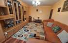 2 decomandate Piata Centrala 55 mp etaj 3/4 Mobilat/Utilat 82000Euro