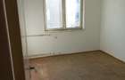 Vanzare urgenta Apartament 2 camere + boxa, zona centrala in Lipova, 40,10 mp.