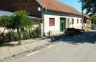 Casa de vanzare cu teren - 1