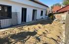 De vanzare casa 2 dormitoare un living baie 60mp plus teren in curte - 5