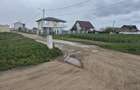Teren langa case cu utilitati, lac la 300 metri,700 mp, 38500 euro - 3