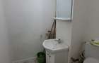 Apartament 3 camere decomandat foarte spatios 2 grupuri sanitare - 6