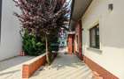 Ion Mihalache, Chibrit, casa 2 corpuri, 6 camere, 2 bai, teren 280.5mp - 1