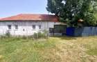 Casă cu 4 camere în Central - 1