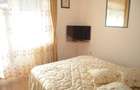 Predeal-Casa de vacanta patru camere,teren 300 mp